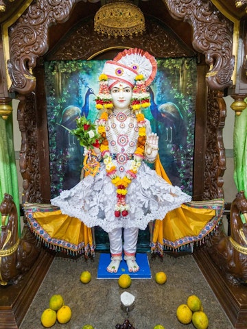Dar es Salaam Temple Murti Darshan