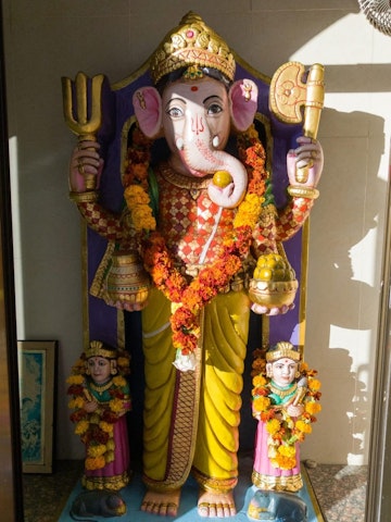 Dar es Salaam Temple Murti Darshan