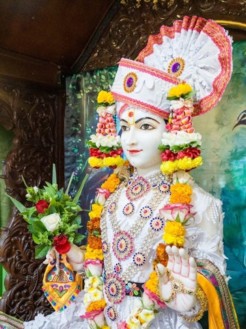 Dar es Salaam Temple Murti Darshan