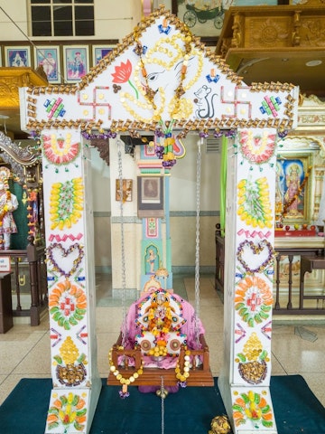 Dar es Salaam Temple Murti Darshan