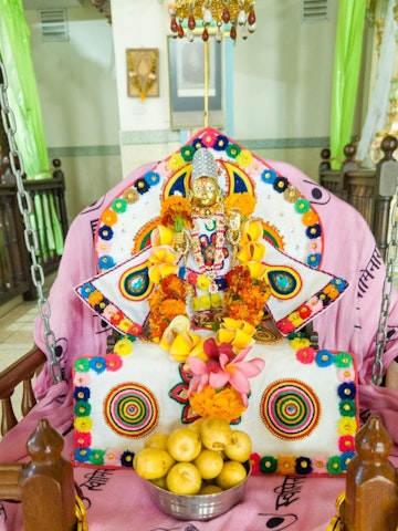 Dar es Salaam Temple Murti Darshan