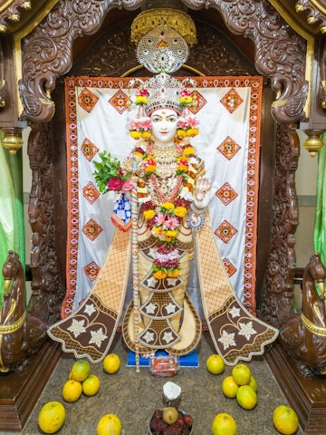 Dar es Salaam Temple Murti Darshan