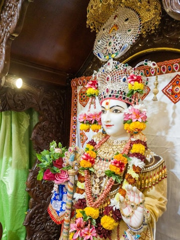 Dar es Salaam Temple Murti Darshan
