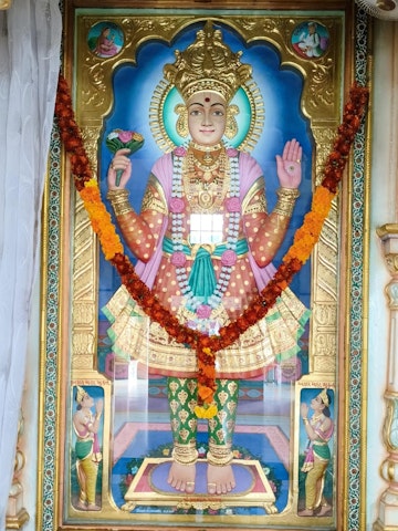 Dar es Salaam Temple Murti Darshan