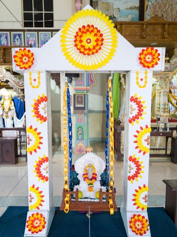 Dar es Salaam Temple Murti Darshan