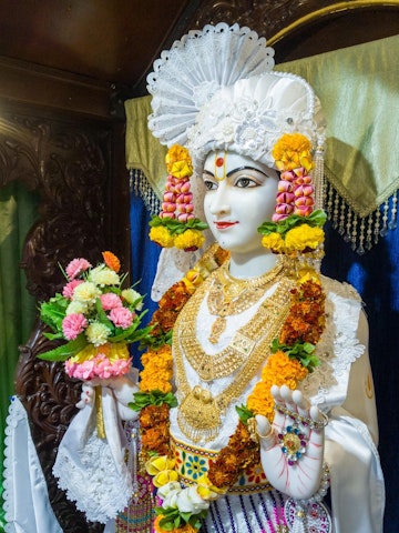 Dar es Salaam Temple Murti Darshan
