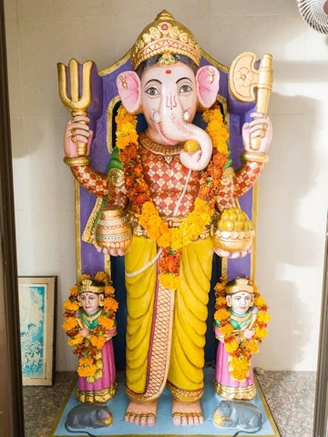 Dar es Salaam Temple Murti Darshan