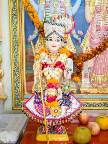 Dar es Salaam Temple Murti Darshan