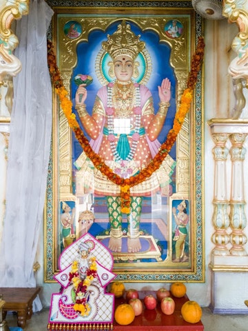 Dar es Salaam Temple Murti Darshan