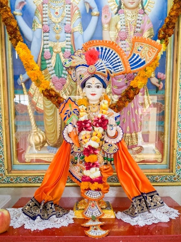 Dar es Salaam Temple Murti Darshan