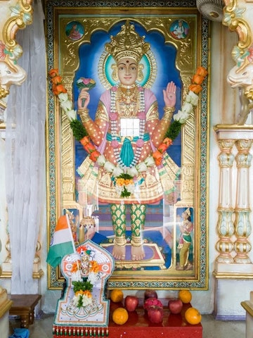 Dar es Salaam Temple Murti Darshan