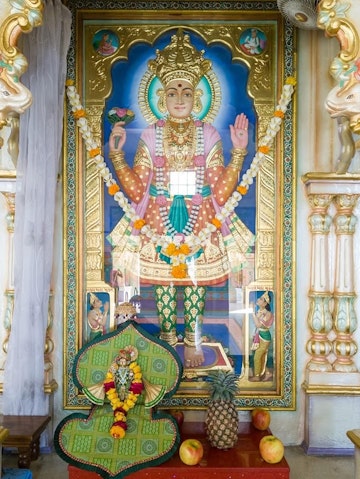 Dar es Salaam Temple Murti Darshan