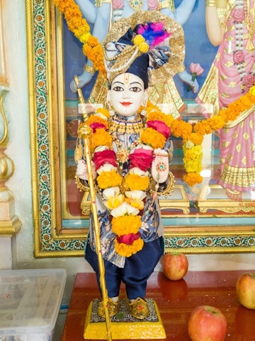 Dar es Salaam Temple Murti Darshan