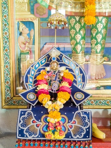 Dar es Salaam Temple Murti Darshan