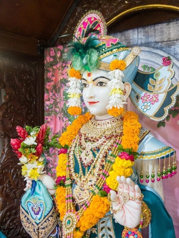 Dar es Salaam Temple Murti Darshan