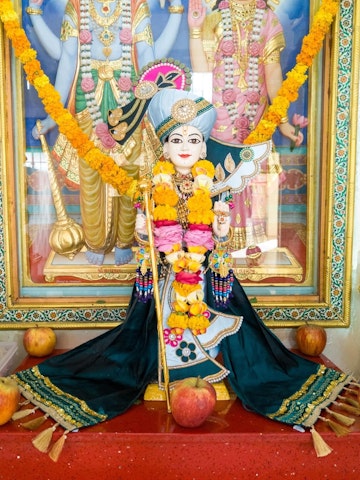 Dar es Salaam Temple Murti Darshan
