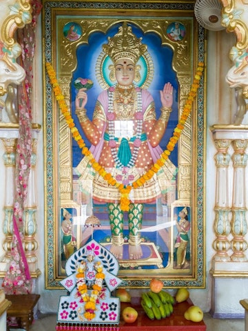 Dar es Salaam Temple Murti Darshan