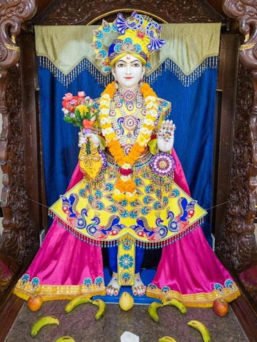 Dar es Salaam Temple Murti Darshan