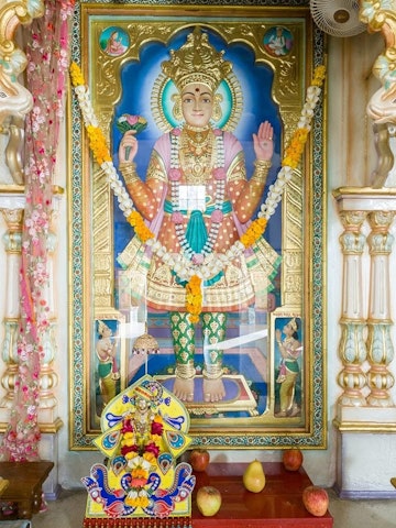 Dar es Salaam Temple Murti Darshan