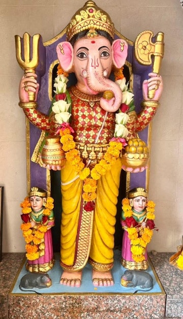 Dar es Salaam Temple Murti Darshan