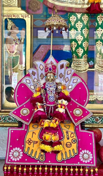 Dar es Salaam Temple Murti Darshan