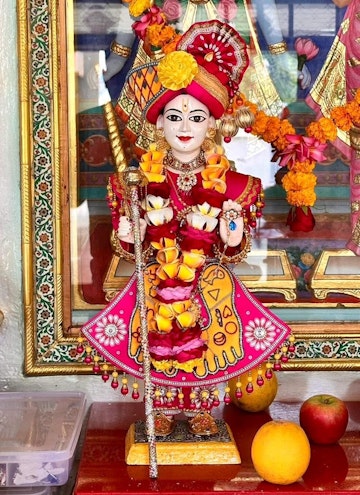 Dar es Salaam Temple Murti Darshan
