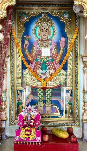 Dar es Salaam Temple Murti Darshan