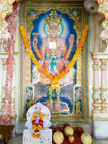 Dar es Salaam Temple Murti Darshan