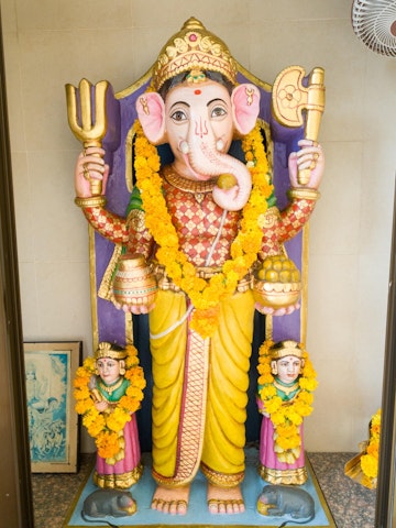 Dar es Salaam Temple Murti Darshan