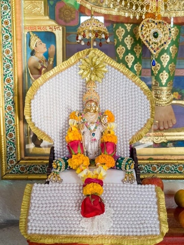 Dar es Salaam Temple Murti Darshan