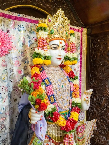 Dar es Salaam Temple Murti Darshan