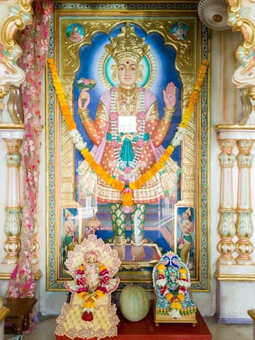 Dar es Salaam Temple Murti Darshan