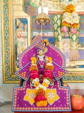 Dar es Salaam Temple Murti Darshan
