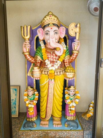 Dar es Salaam Temple Murti Darshan