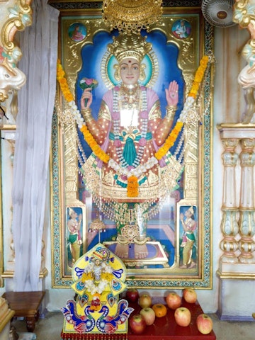 Dar es Salaam Temple Murti Darshan
