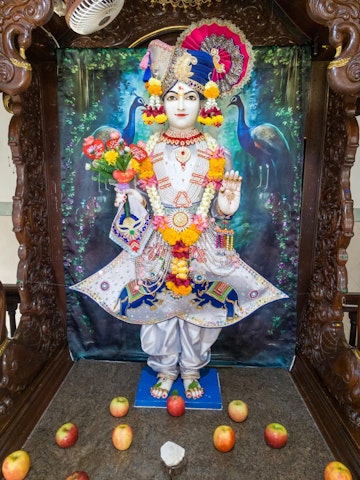 Dar es Salaam Temple Murti Darshan
