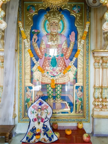 Dar es Salaam Temple Murti Darshan