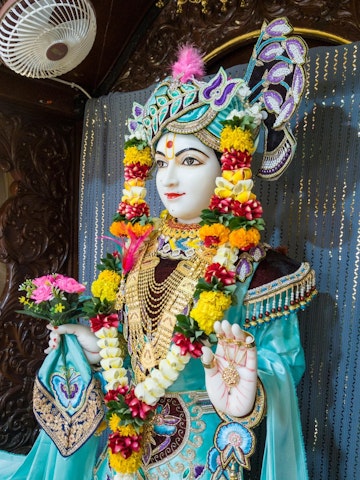 Dar es Salaam Temple Murti Darshan