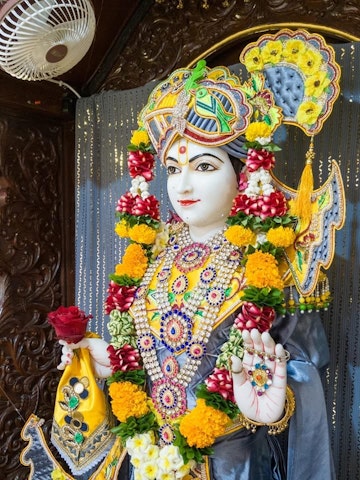 Dar es Salaam Temple Murti Darshan