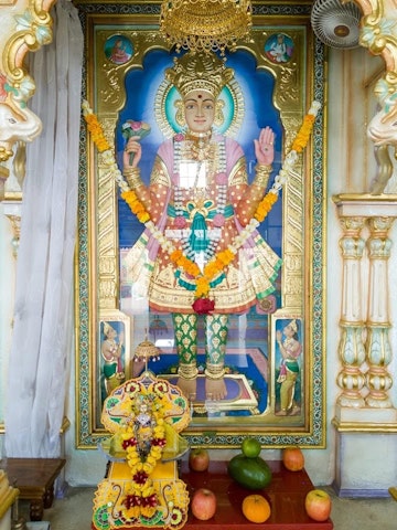 Dar es Salaam Temple Murti Darshan