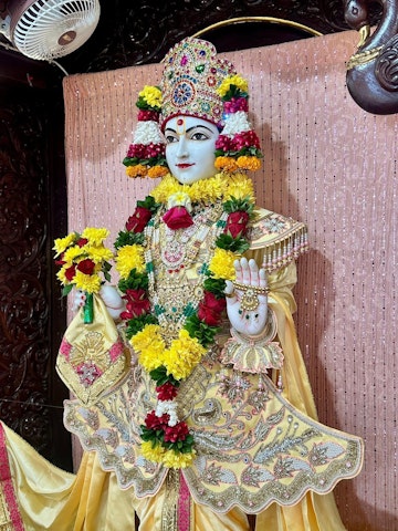 Dar es Salaam Temple Murti Darshan