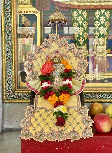 Dar es Salaam Temple Murti Darshan