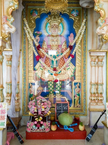 Dar es Salaam Temple Murti Darshan