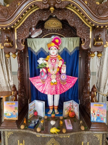 Dar es Salaam Temple Murti Darshan