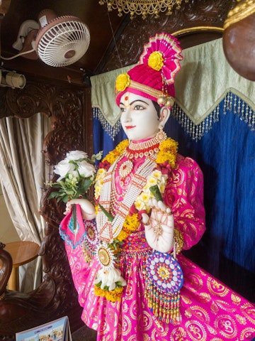 Dar es Salaam Temple Murti Darshan