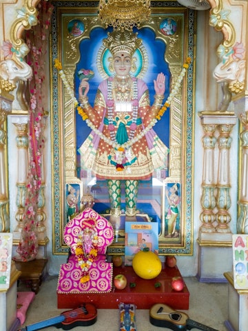 Dar es Salaam Temple Murti Darshan