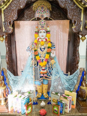 Dar es Salaam Temple Murti Darshan