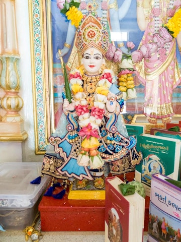 Dar es Salaam Temple Murti Darshan