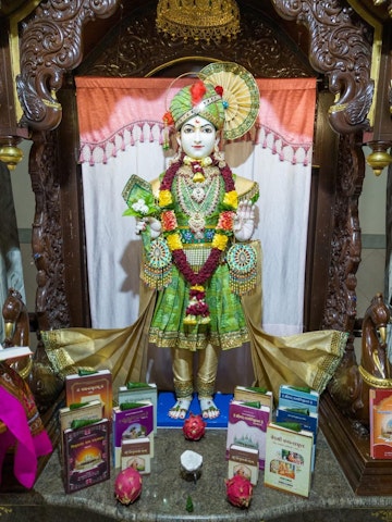 Dar es Salaam Temple Murti Darshan