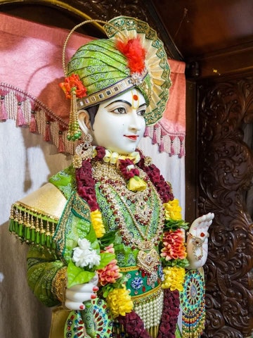 Dar es Salaam Temple Murti Darshan